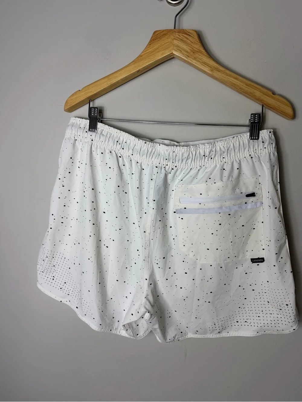Legends Men’s Luka Shorts Athletic Black White Splatter Size XL *509